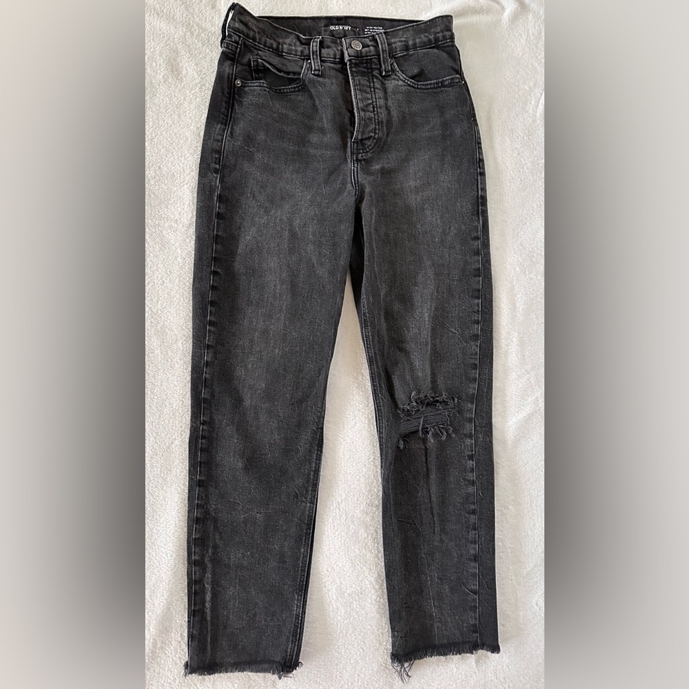 Old Navy Extra High Rise Sky-Hi Straight Jeans